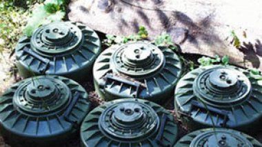 Algerian Army destroyed 9950 of French colonial mines