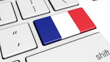 صفعة للفرنكوش.. فرنسا تنتصر للإنجليزية!