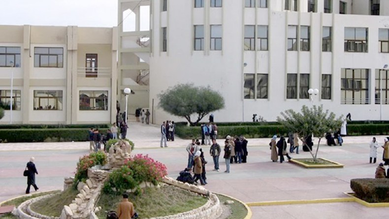 مجهولون يحاولون اقتحام إقامة جامعية بتبسة