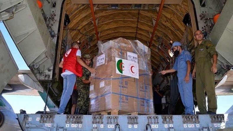 إرسال 100 طن من المساعدات الانسانية إلى النيجر