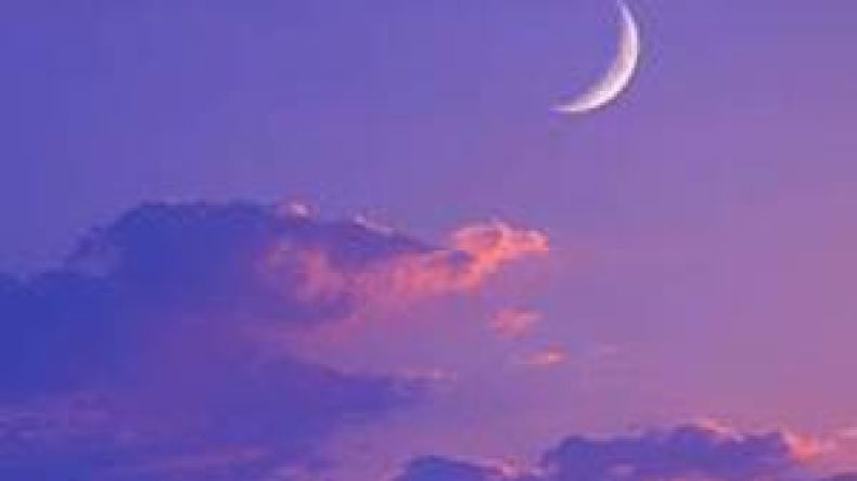 المرصد الوطني للفلك والجيو فيزياء: مستحيل أن يرى الجزائريون هلال رمضان الأحد بالعين المجرد