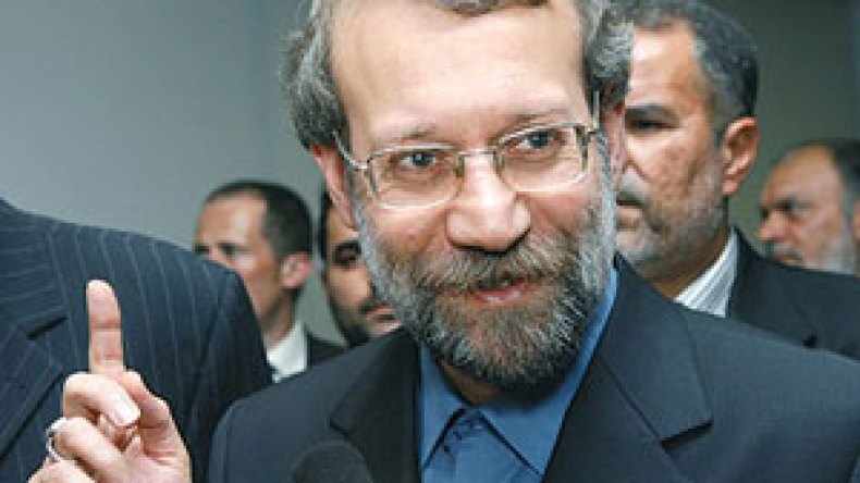 لاريجاني يحث الدول الكبرى بقبول فكرة أن ايران دولة نووية مدنية