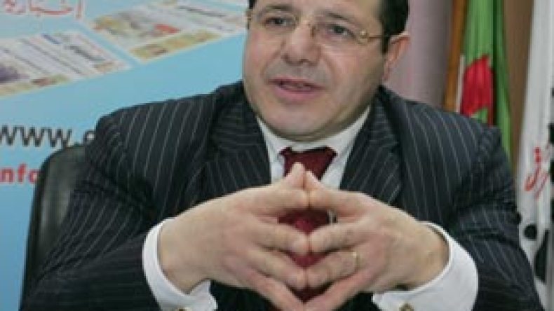 مقاضاة المعتدين على رموز الجزائر في المحاكم الجنائية الفرنسية