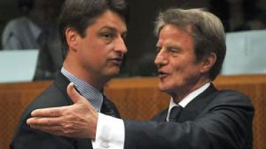 Les Vingt-Sept souhaitent renforcer leurs relations avec leurs voisins de l'Est