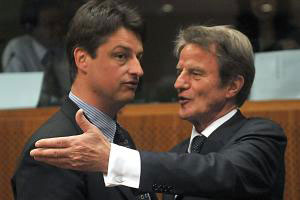 Les Vingt-Sept souhaitent renforcer leurs relations avec leurs voisins de l'Est