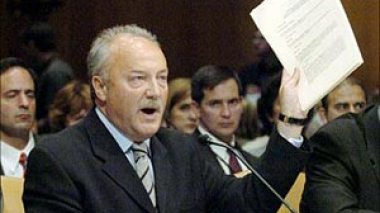 Après l’attaque de 600 policiers à un quartier où résident des algériens et l’arrestation de dizaines de jeunes: