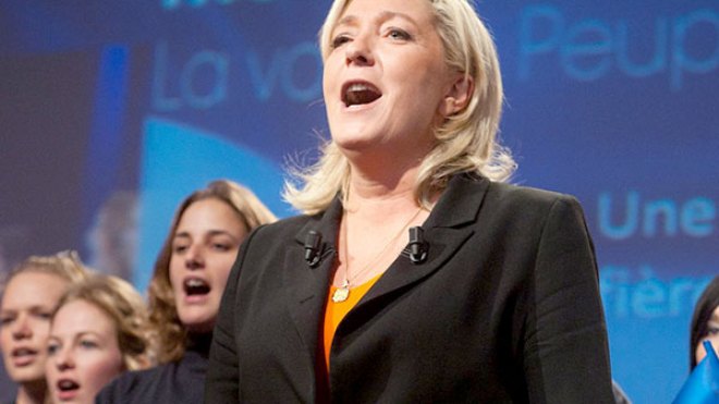 لوبان تحلم بإنتصار تاريخي في الرئاسيات الفرنسية