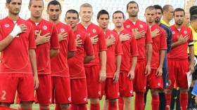 منتخب لبنان يريد مواجهة الجزائر من أجل أطفال غزة