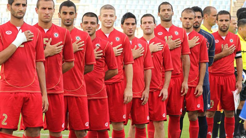 منتخب لبنان يريد مواجهة الجزائر من أجل أطفال غزة