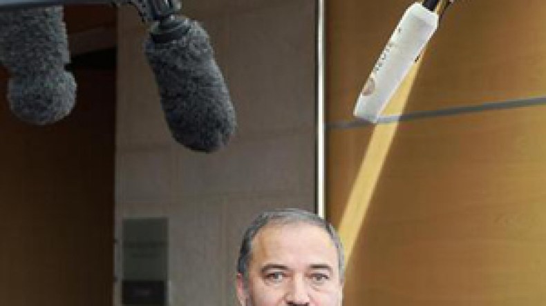 إسرائيل: سفينتان حربيتان إيرانيتان متوجهتان لسوريا عبر قناة السويس