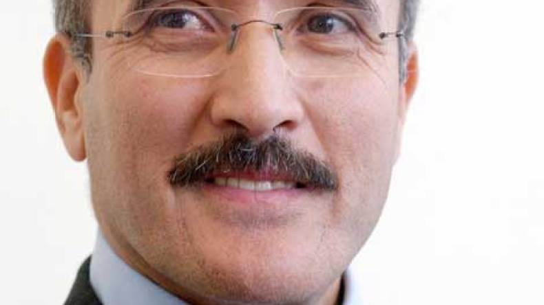 سيد‭ ‬علي‭ ‬لبيب‭ ‬يحضر‭ ‬لإطلاق‭ ‬حزب‭ ‬سياسي‭ ‬جديد
