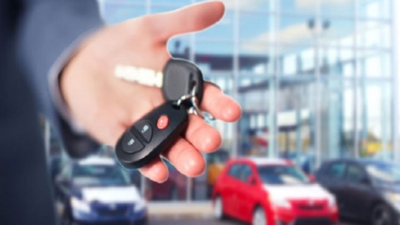 فراغ قانوني في تأجير 700 ألف سيارة