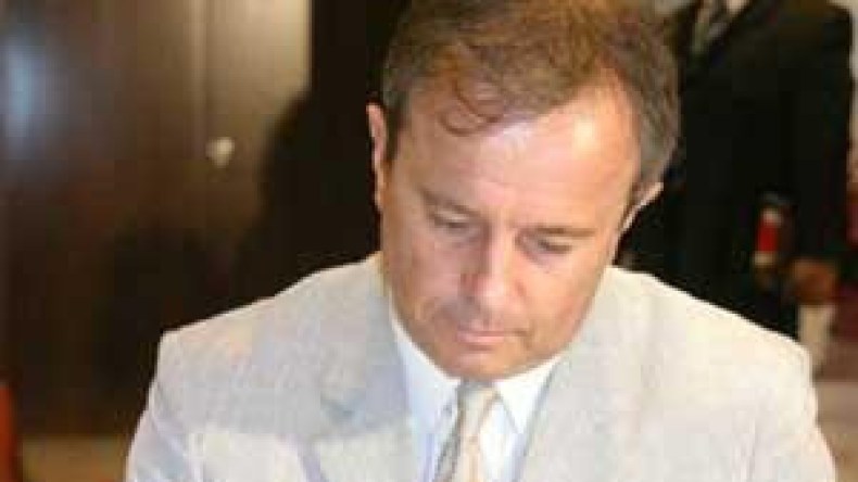 عليق متمسك ببيار لوشنتر لتدريب اتحاد العاصمة