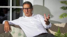 المدرب الأسبق لـ “الخضر”: لأوّل مرّة أتمتّع بِالتنزّه في حديقة بيتي!