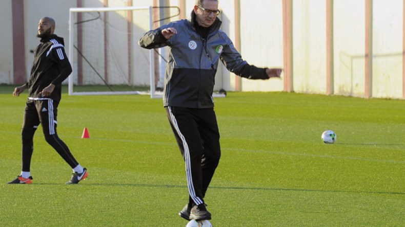 جورج ليكنس: ماجر أوقفه عن تدريب “الشياطين الحمر” وزوجته أعادته إلى “الخضر”