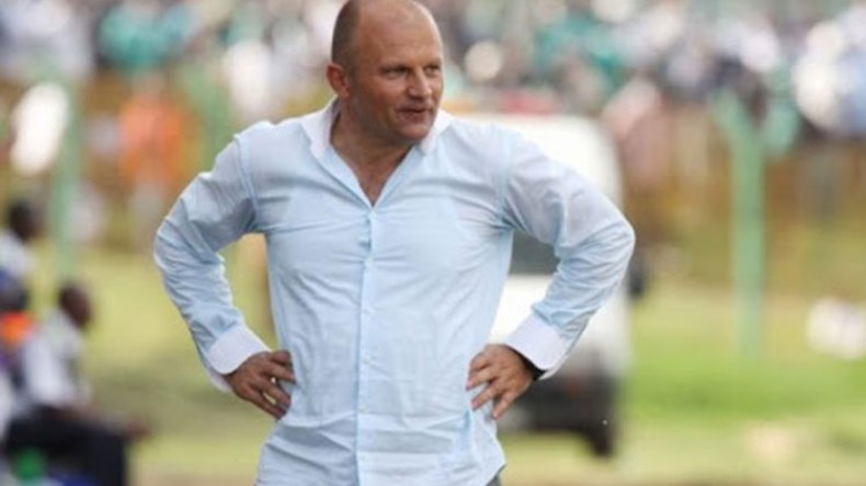 لوغاروزيتش يستنجد بمدربي النوادي المحلية للإطاحة بـ “الخضر”