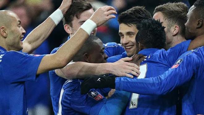 محرز يصنع هدفا.. وسليماني يضيّع مالا يضيّع