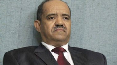 Algeria loses 60 percent of its incomes and consumes $16 billion of its reserves