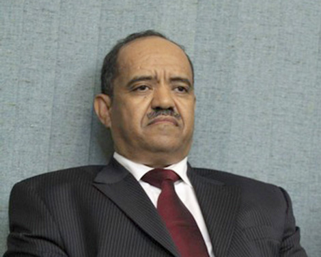 Algeria loses 60 percent of its incomes and consumes $16 billion of its reserves