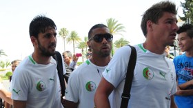 لموشية: اللعب في بلد محايد يخدمنا