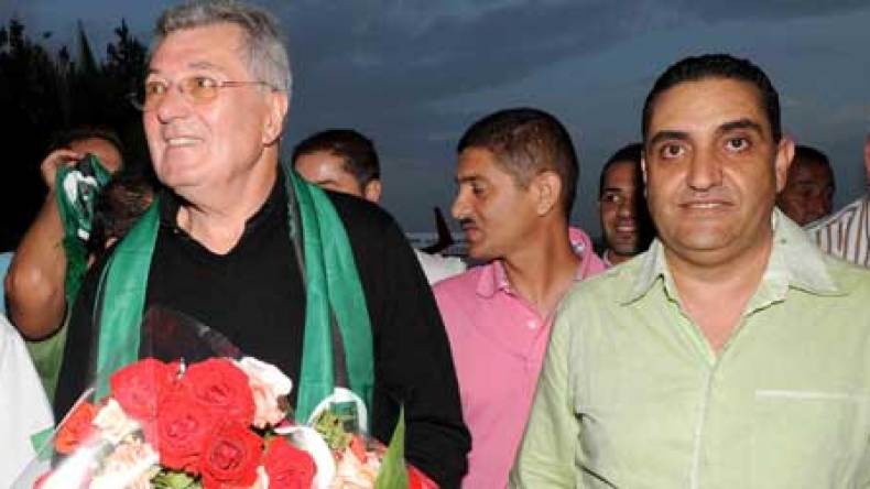 نادي نيس يؤكد مواجهة السنافر ولومير يتحفظ على العقد