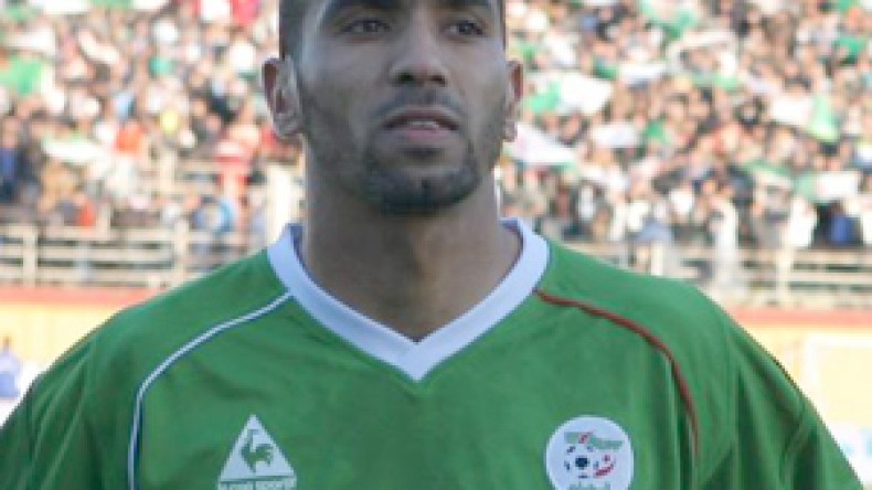 الزمالك المصري يصر على استقدام لموشية