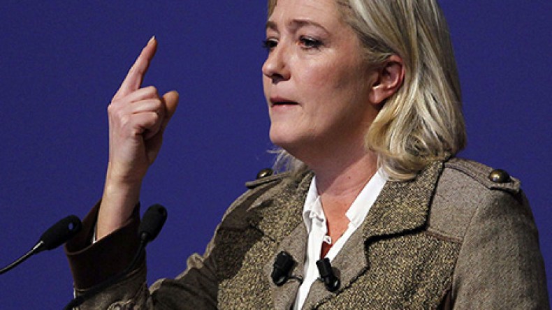 تعليق نشاط عضو مسلم من اليمين المتطرف في فرنسا بداعي “التبشير”