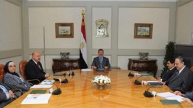 “هيومن واتش” تتهم الجيش المصري بإخفاء خمسة من مساعدي مرسي قسريا