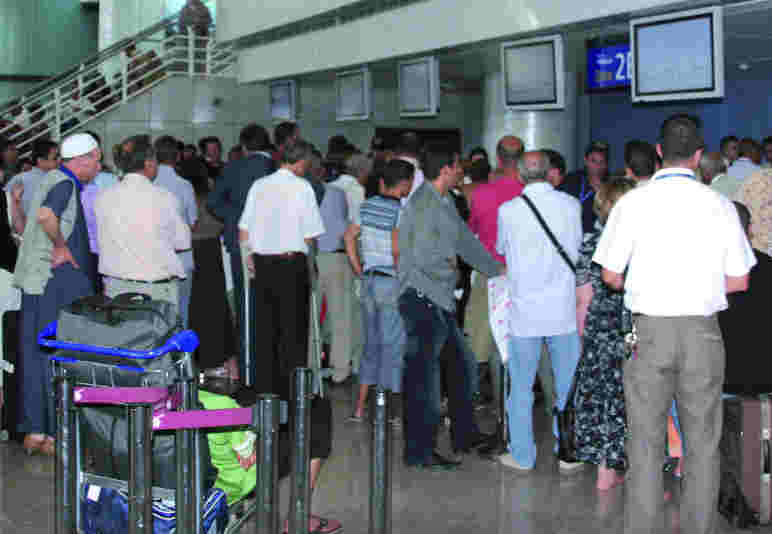Air Algerie Aircrew On Strike