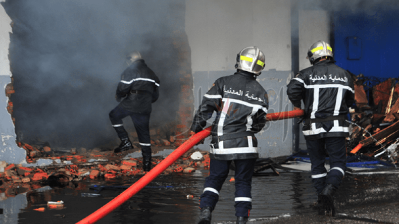 حريق بمستودع لشركة “نوّارة” بالعاصمة