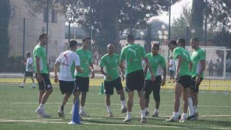 تربص محليي “الخضر” ينطلق اليوم