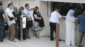 القنصليات الجزائرية ترسل جوازات سفر المغتربين بالبريد