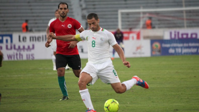 دعما لزملائهم : مصباح وبوڤرة يحلان بالجزائر ولحسن منتظر