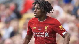 لعروسي يرفض عرضا طويل الأمد من ليفربول