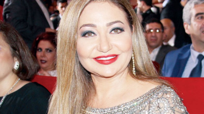 ليلى علوي تعتذر إلى المناضلة جميلة بوحيرد!
