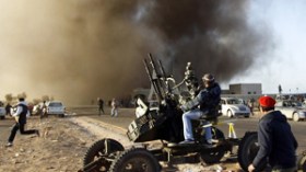 مصدر من قيادة الثورة للشروق: لن‭ ‬نستقبل‭ ‬أي‭ ‬مبادرة‭ ‬من‭ ‬القذافي‭ ‬إذا‭ ‬لم‭ ‬يتقدم‭ ‬بها‭ ‬هو‭ ‬شخصيا