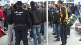 300 جزائري عادوا من ليبيا عبر المركز الحدودي “بوشبكة”