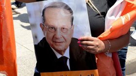 لبنان: “العونيون” يغزون ساحة الشهداء ويطالبون بقانون انتخابات جديد