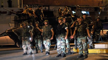 Des rebelles syriens attaquent un poste de l'armée libanaise