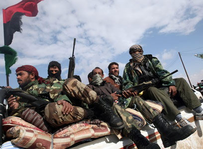 Algérie/Libye : pas de contacts avec les rebelles avant le départ de l'Otan