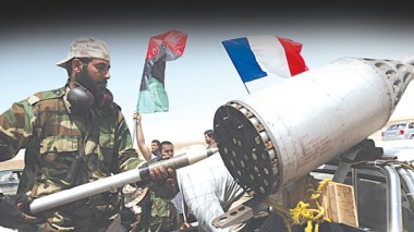 Paris joue avec le feu…Alger ne lâche pas Tripoli