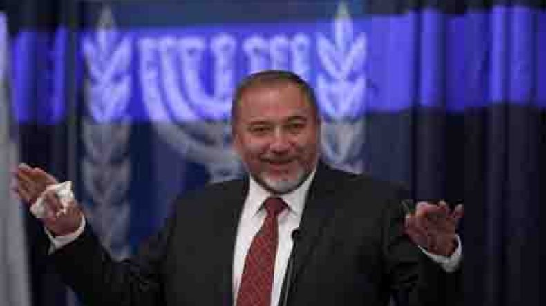ليبرمان: “لا حل مع الفلسطينيين الآن”