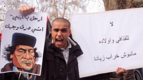 أنباء‭ ‬عن‭ ‬التخطيط‭ ‬لإنقلاب‭ ‬عسكري‭ ‬يطيح‭ ‬بالقذافي