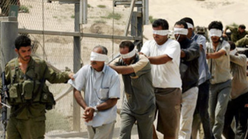 إبن عم القذافي يرعى تجنيد المرتزقة الأفارقة من المغرب