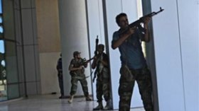 لا قوات جزائرية في غدامس والمدينة مازالت تحت سيطرة القذافي