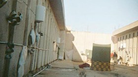السلطات الليبية تطلق سراح معظم السجناء الجزائريين المعتقلين بسجن طويشة