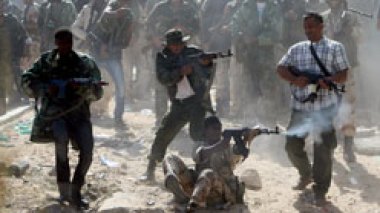 Libye: les combattants pro-CNT avancent rapidement dans Bani Walid