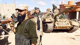 حفتر والسراج يعلنان وقف إطلاق النار في ليبيا