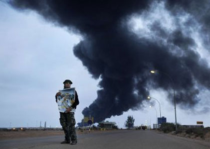 Libye : l’OTAN accuse Kadhafi d’utiliser des boucliers humains