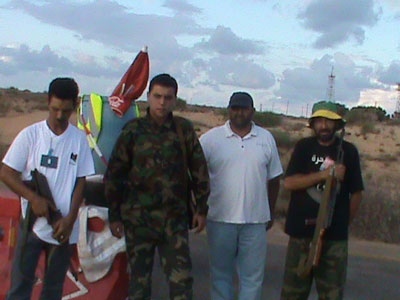 Libye: les Algériens aux côtés des Libyens face au régime répressif  de Mouammar Kadhafi